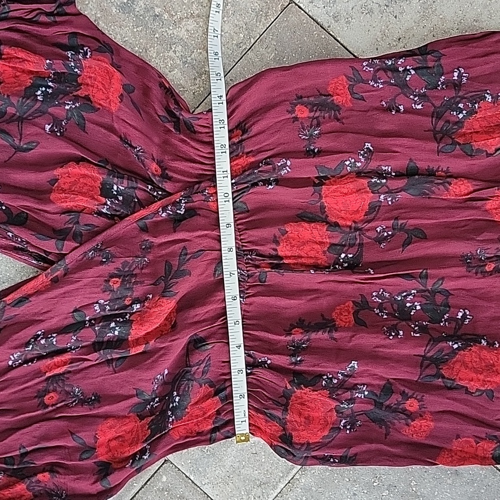 Band of Gypsies Morgan Wide Leg Floral Jumpsuit Burgundy with Roses Sz M - Picture 14 of 15